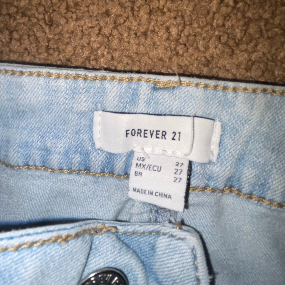 Forever 21 Light Blue Flare Jeans 27 like new - Picture 3 of 4